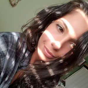 Meet your Posher, Caroline